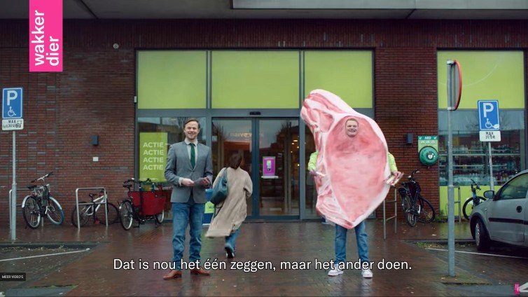 Plus reageert op anti-vleesstunt-campagne van Wakker Dier: ‘We zetten actief stappen in de eiwittransitie’